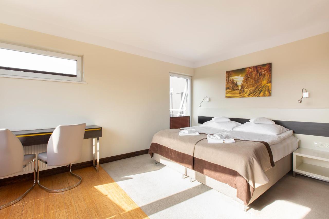 Villa Buki Pokoje & Spa Jastrzębia Góra Екстериор снимка
